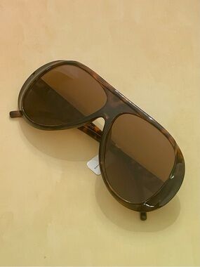 Anthropologie Tortoiseshell Oversized Aviator Sunglasses - Brown Lenses